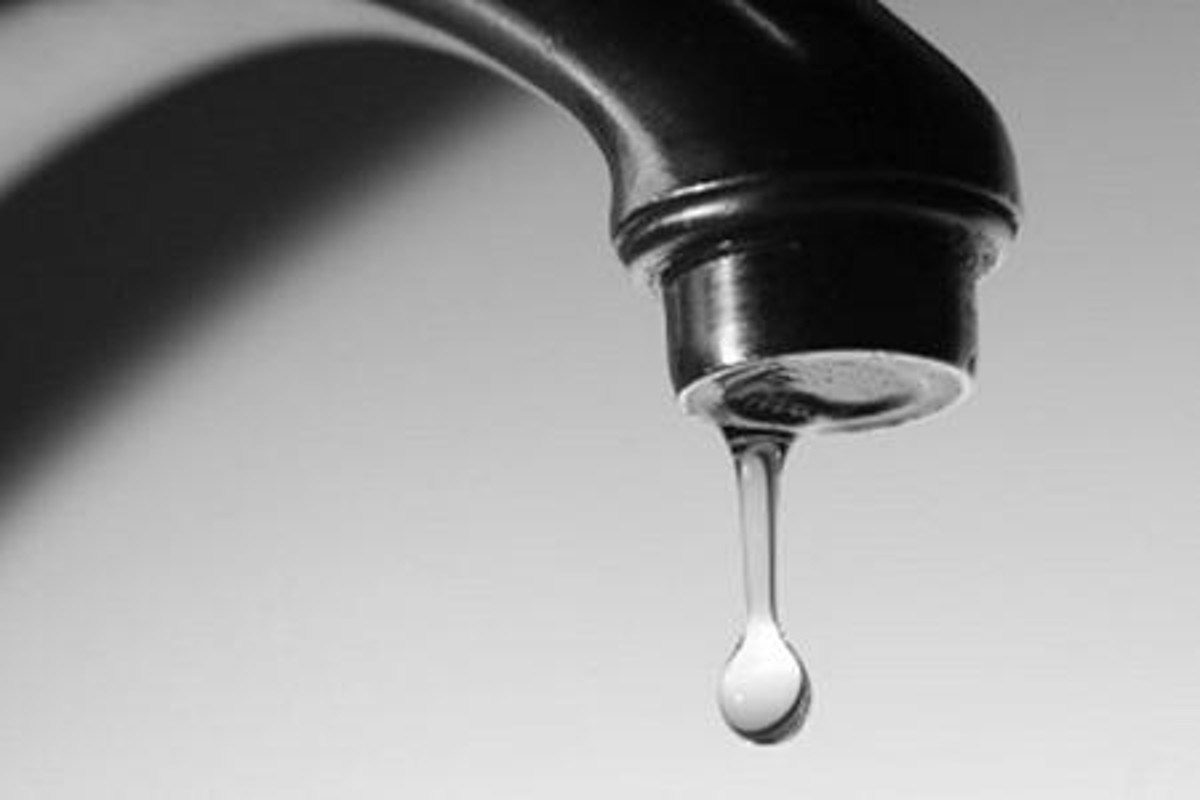 Acqua a Pomezia GUASTO ALLA CONDOTTA IDRICA DI MARTIN PESCATORE Acqua a Pomezia GUASTO ALLA CONDOTTA IDRICA DI MARTIN PESCATORE