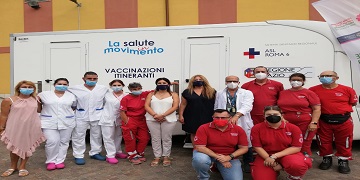 Salute in Movimento, il camper della Asl Roma 6 per i vaccini itineranti anti-Covid arriva a Pomezia. Sold out il primo appuntamento a Torvaianica. Per ogni vaccinato un biglietto omaggio per i Musei cittadini.