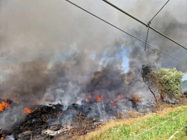 Incendio a Montagnano (Ardea): avviso alla popolazione