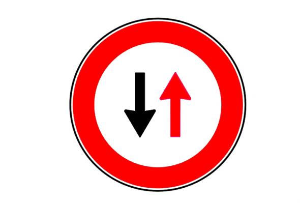 Avviso. Lavori di realizzazione del nuovo allaccio su condotta idrica, istituzione di un senso alternato di marcia in via Dei Castelli Romani 