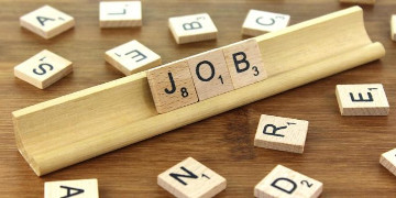 Il Comune di Pomezia torna ad assumere: aperti i concorsi per l’assunzione a tempo indeterminato di 10 insegnanti delle scuole dell’infanzia e 9 agenti di Polizia Locale