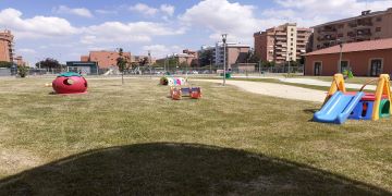 Giardini pubblici 0-3 anni, l'area verde dell'asilo nido Piccole Orme aperta solo il sabato e la domenica